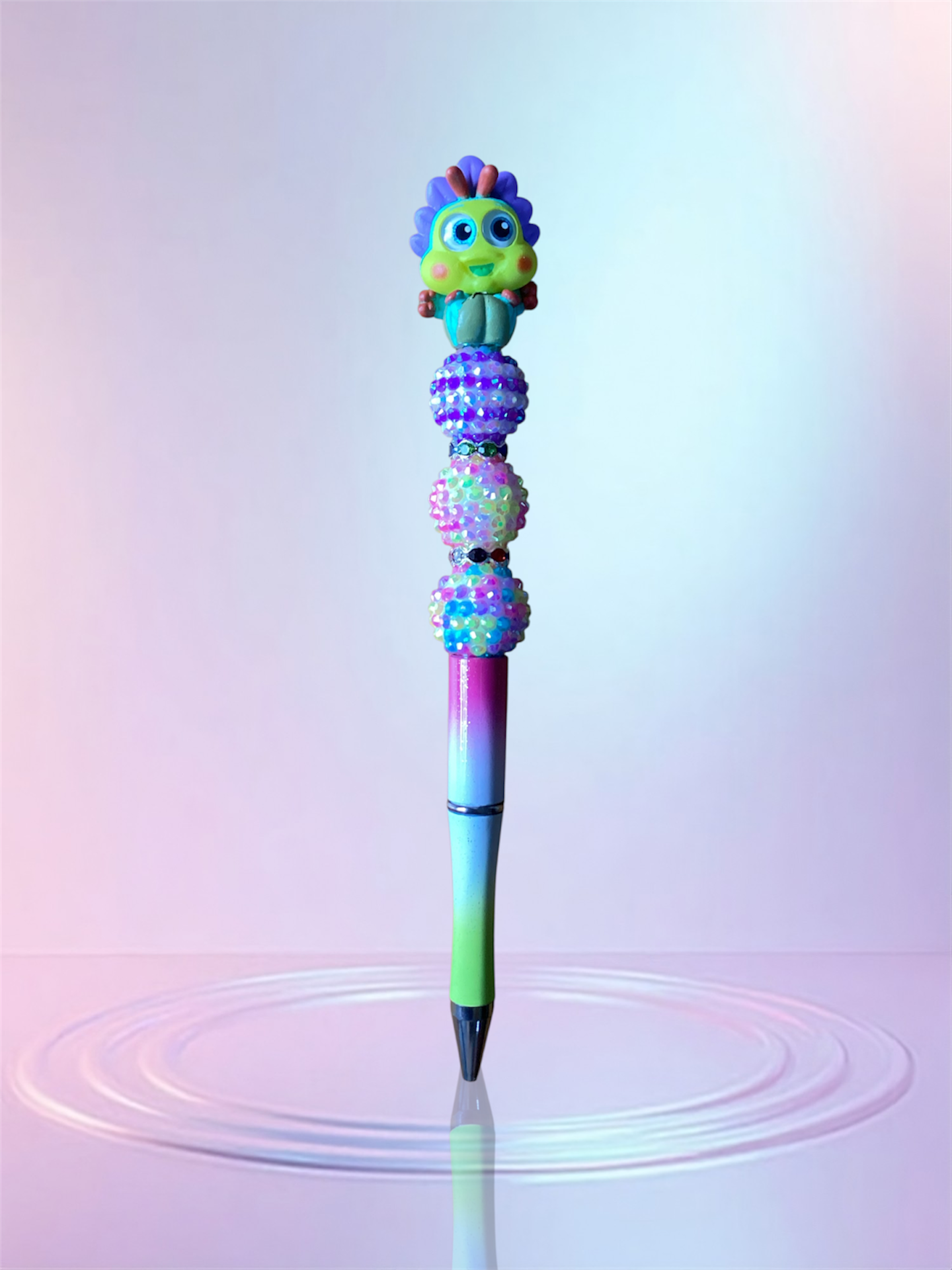 Handmade Beaded Pen – Unique & Personalized 💖 Pluma Artesanal con Cuentas – Única y Personalizada 💖